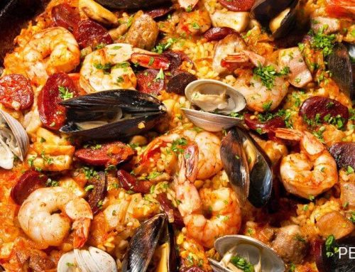 Wie man eine Paella macht: Rezept Schritt für Schritt